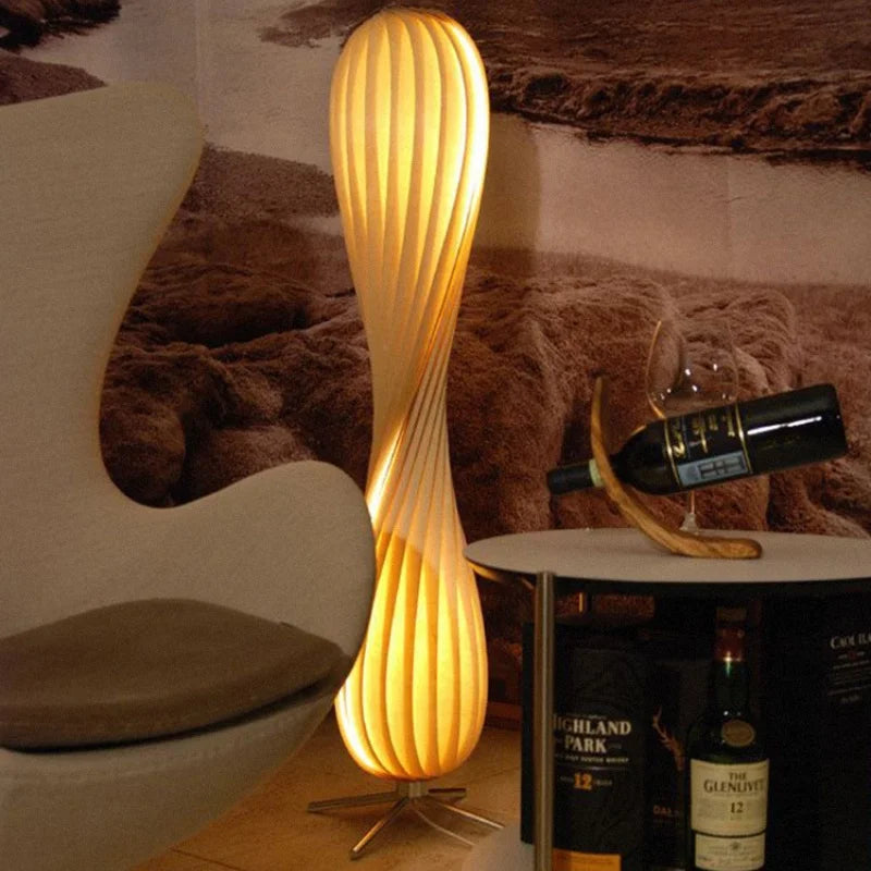 The Gyeonghu-gung Floor Lamp